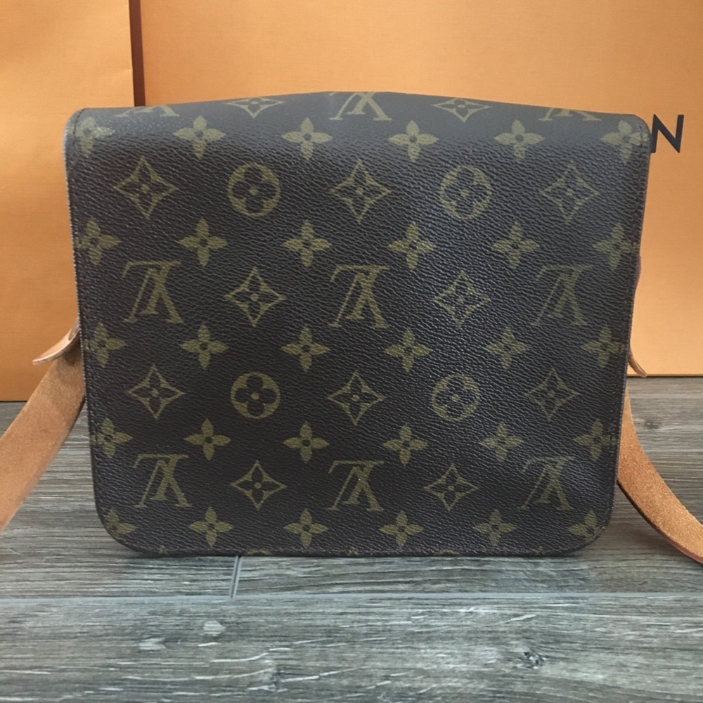 βSOLD β - Picture 11 of 16